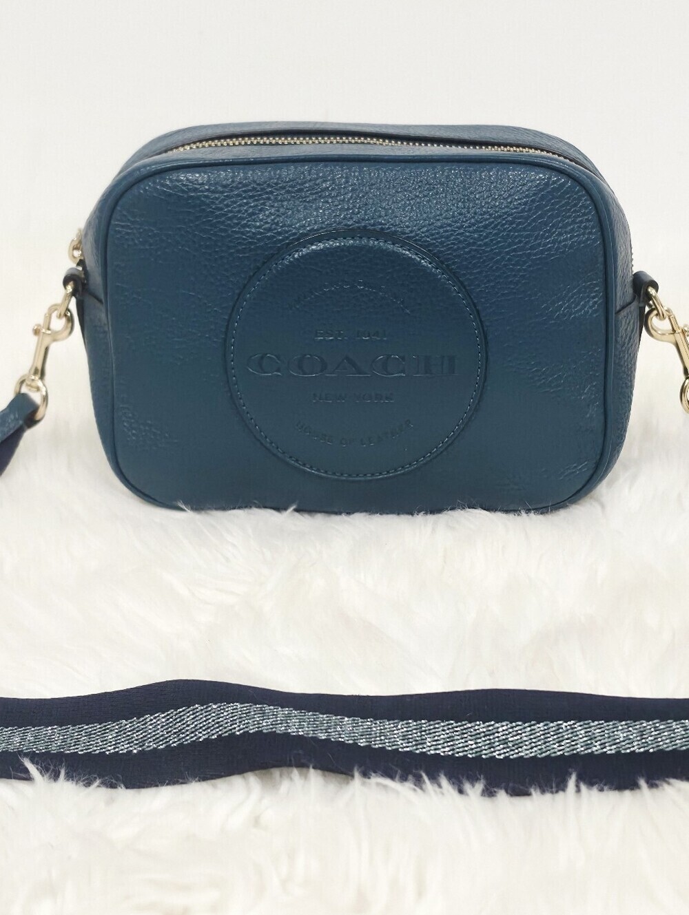 Coach Dempsey C2828 Blue Pebbled Leather Camera Crossbody Bag Gold Hardware. - Picture 4 of 17